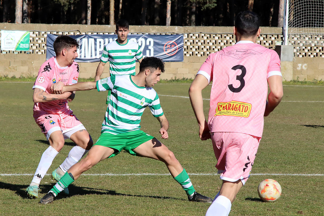 Partido correspondiente a la jornada 21 del Grupo VII de Tecera RFEF.