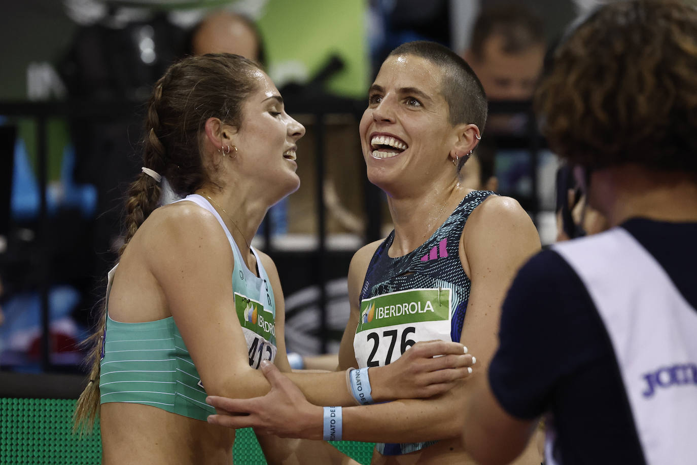 Los atletas leoneses hacen historia en el Campeonato de España de pista Cubierta.