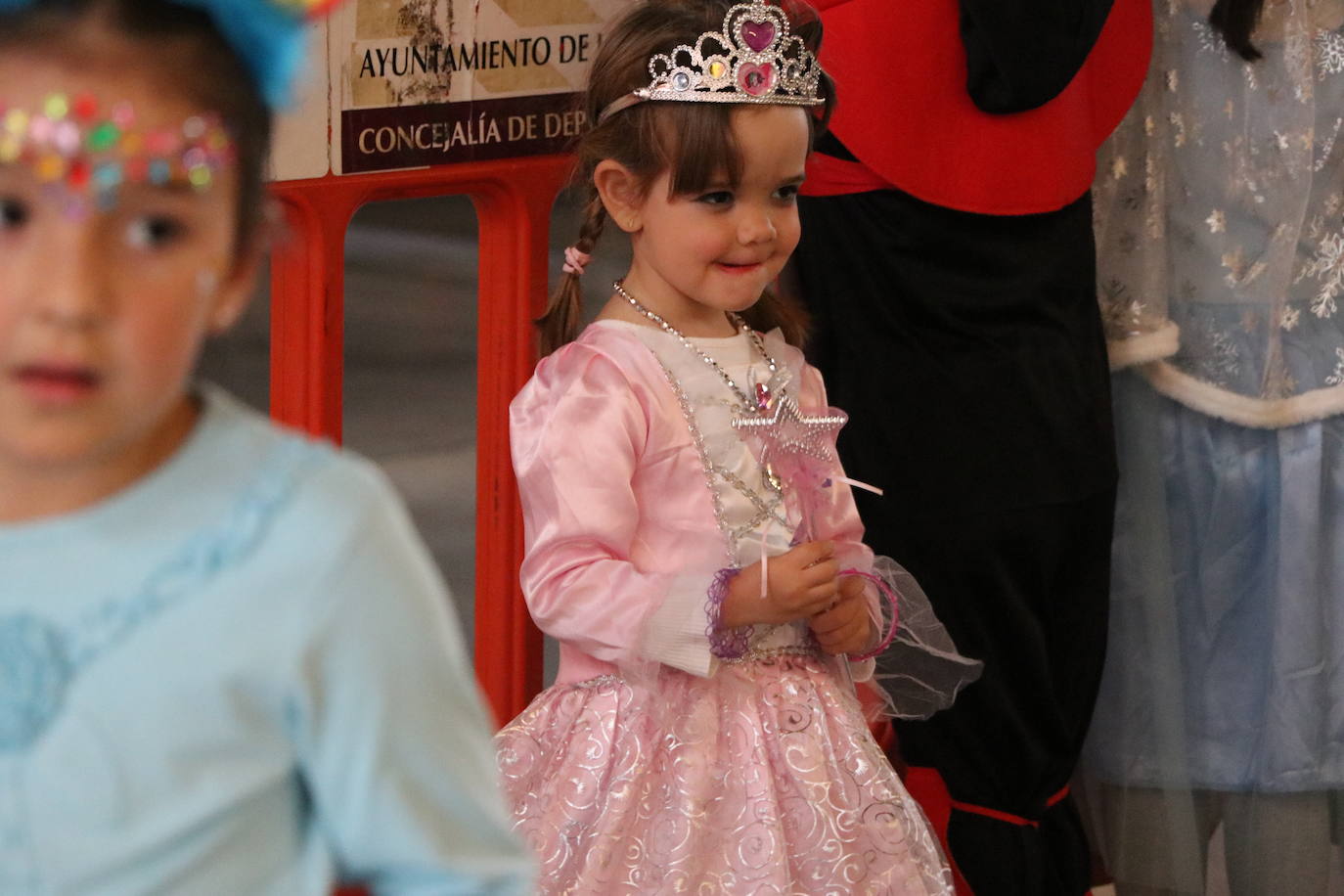 El Palacio de Exposiciones albergó esta cita en el Lunes de Carnaval y contó con la presencia de pequeños y mayores.