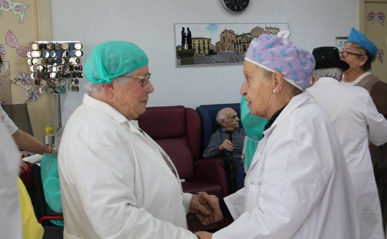 Celebración del Carnaval en Alzheimer León.
