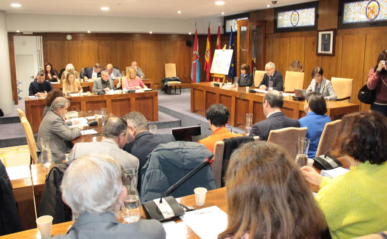 Pleno ordinario celebrado este viernes en Ponferrada.