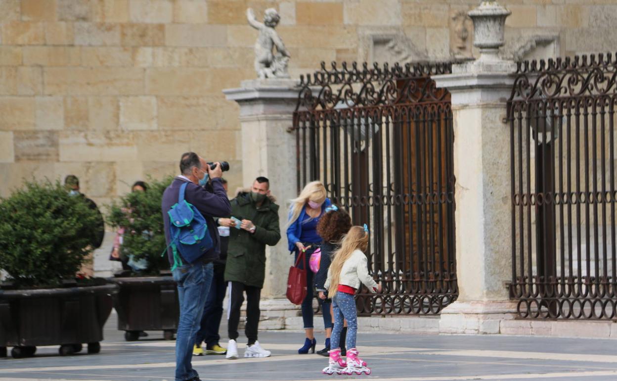 Castilla y León promociona su oferta turística en las ferias especializadas Fio de Extremadura y Navatur de Navarra