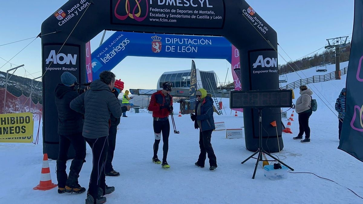 La estación de esquí de Valle Laciana-Leitariegos ha celebrado este fin de semana el Snow Weekend Festival con una gran participación de corredores y amantes de los deportes de invierno.