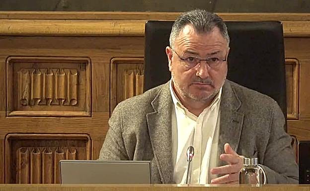 Eduardo Morán, presidente de la Diputación de León, durante el pleno de este lunes. 