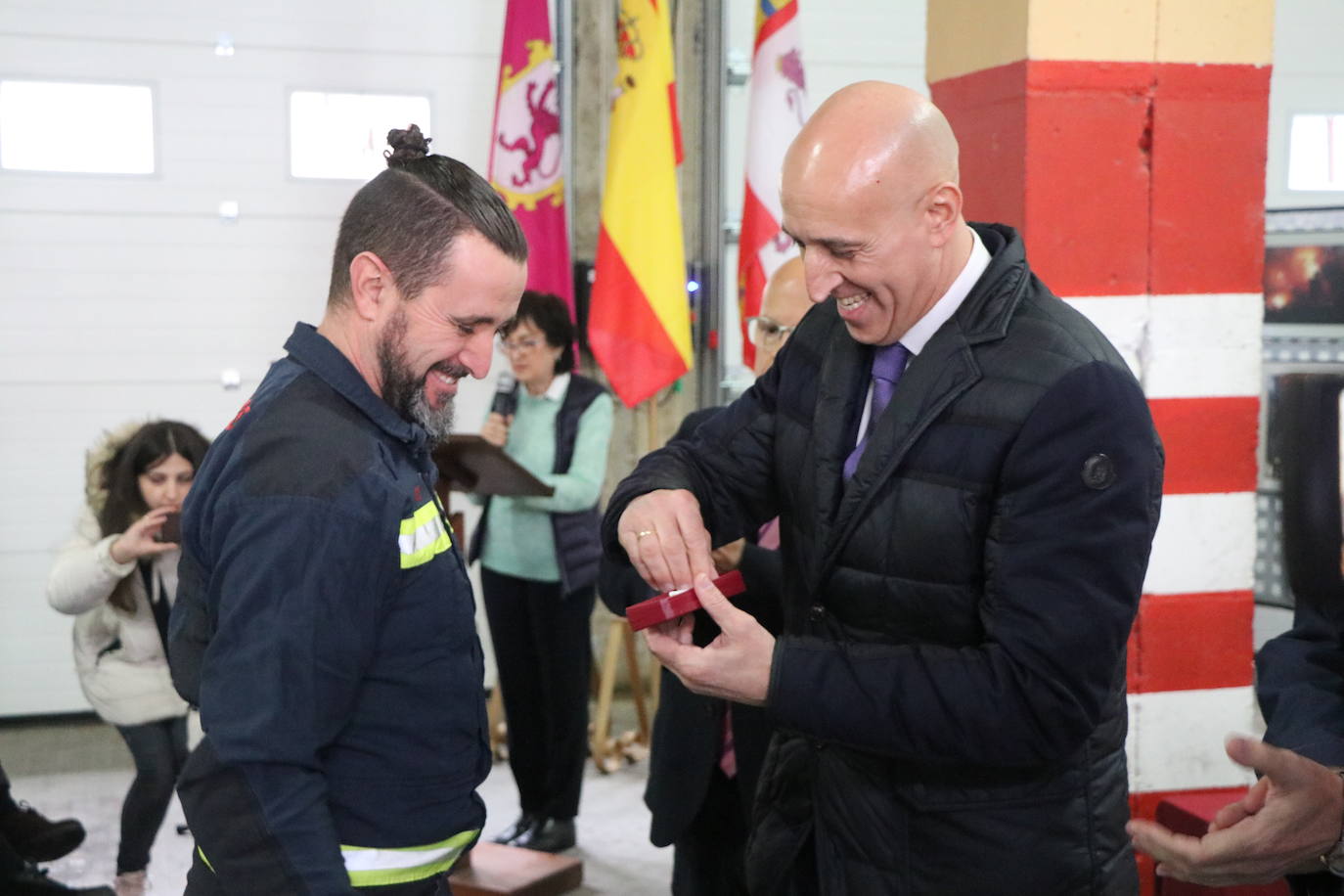 Festividad de San Juan de Dios en el Parque de Bomberos de León.