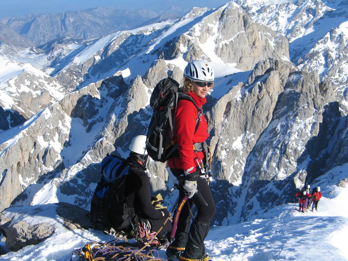 Esta leonesa es la primera mujer en subir cien veces (ya lleva 101) el Naranjo de Bulnes