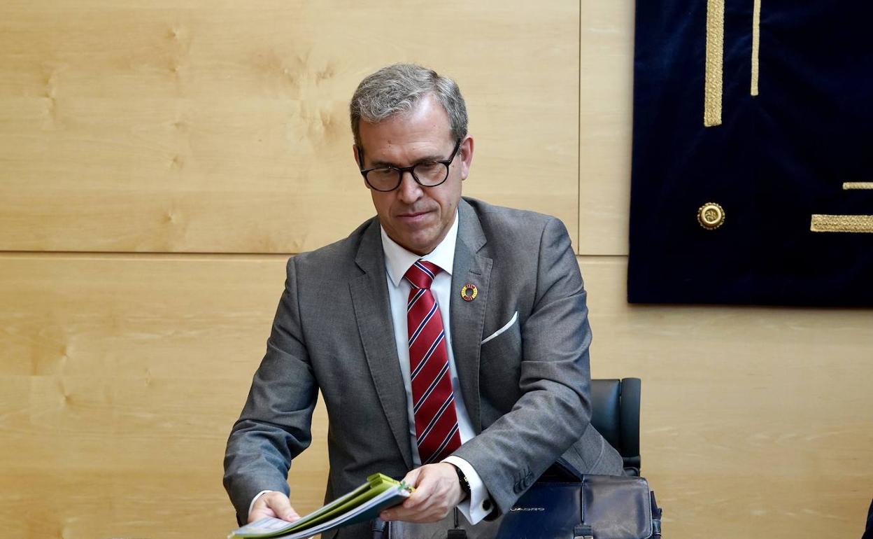 El consejero de Industria, Comercio y Empleo, Mariano Veganzones, en una imagen de archivo. 