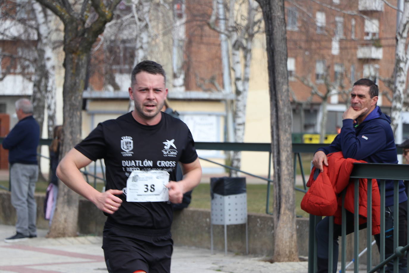 La prueba virginiana celebra una nueva edición con Daniel Alonso y Laura Sánchez como ganadores y un recuerdo sentido al atleta popular natural de la localidad José Luis González