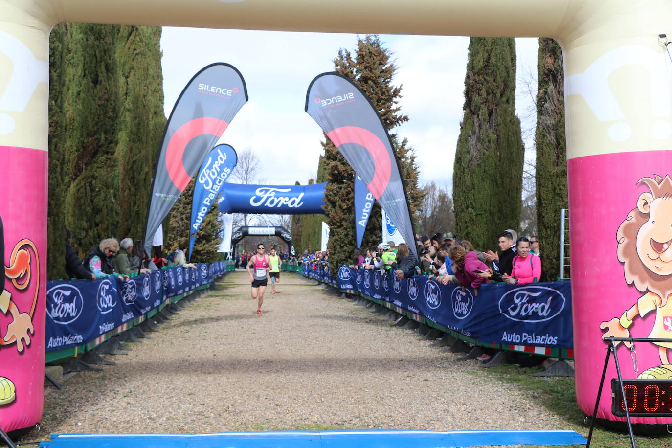 La prueba virginiana celebra una nueva edición con Daniel Alonso y Laura Sánchez como ganadores y un recuerdo sentido al atleta popular natural de la localidad José Luis González