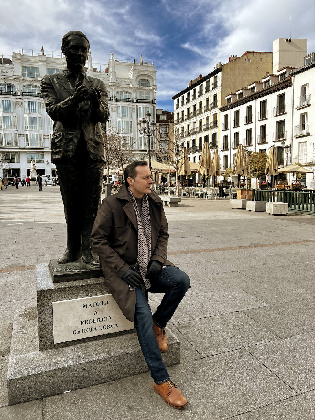 Fotos: El berciano Carlos Fidalgo publica su cuarta novela, &#039;El baile del fuego&#039;