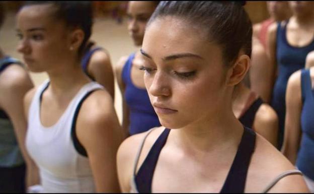 La gimnasta leonesa Andrea Fernández, protagonista del spot del Mundial de Rítmica.