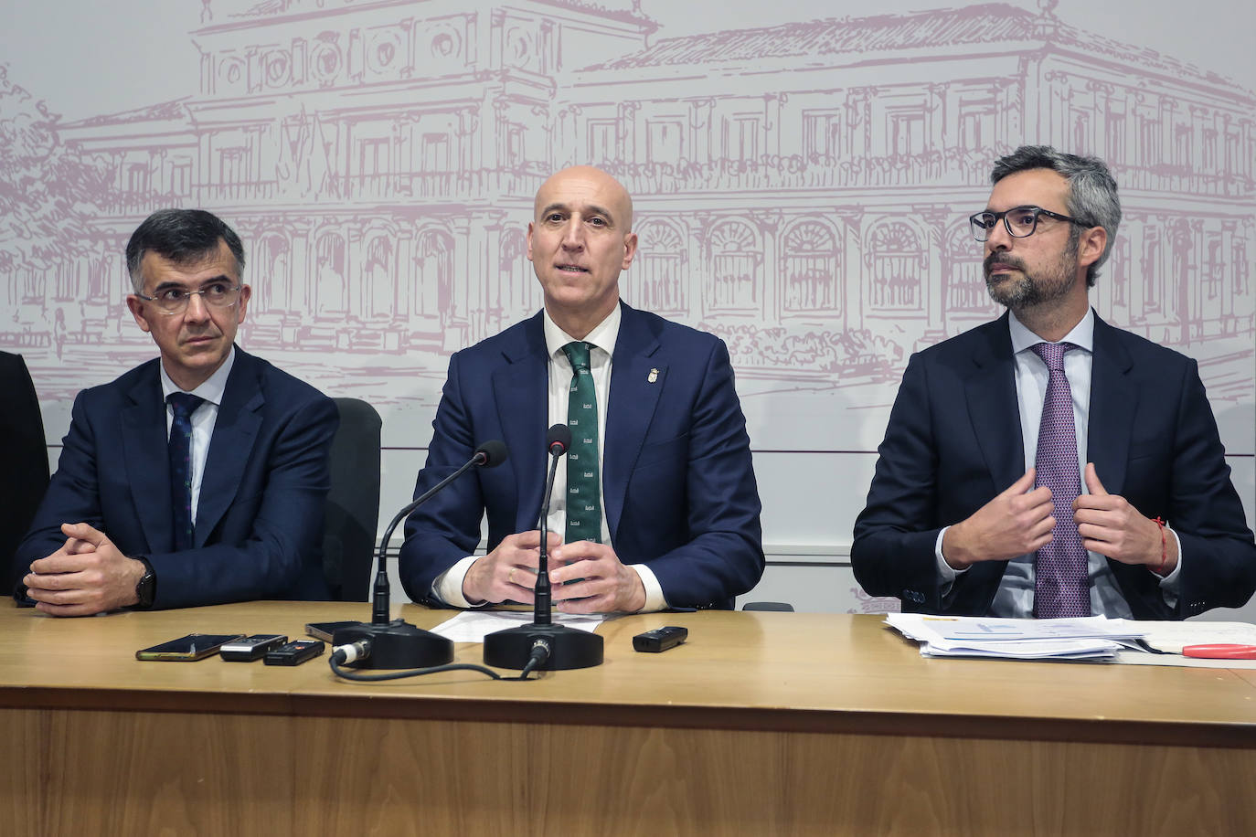 Presentación del soterramiento del cruce de La Granja en la Ronda Este y la ampliación de la Ronda Norte de León.