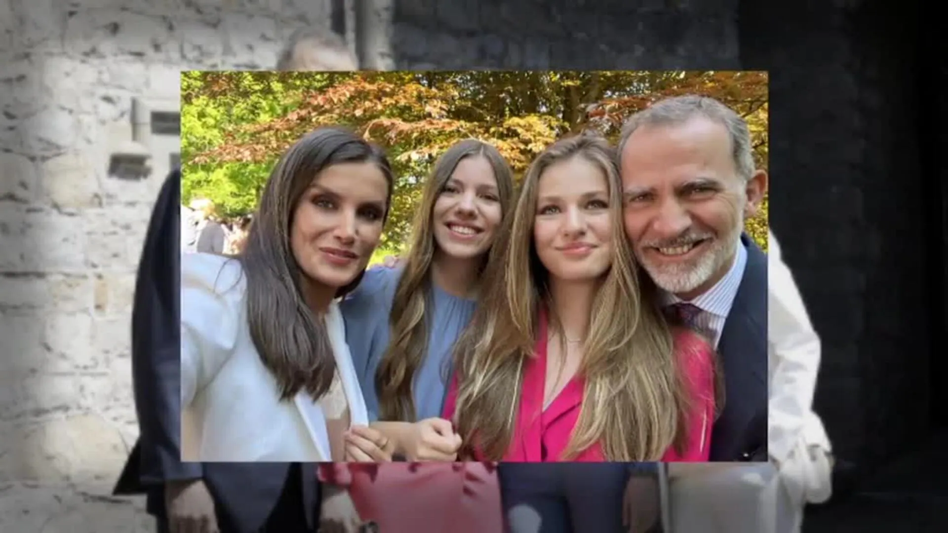 Los reyes y la infanta Sofía acompañan a la princesa Leonor en su ...