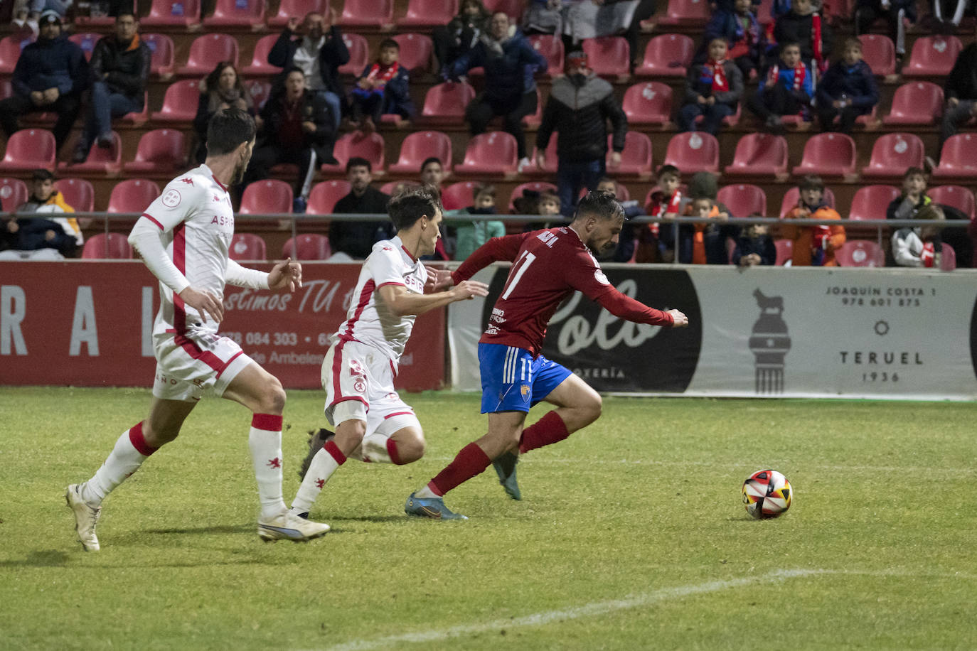 CD Teruel contra Cultural Leonesa