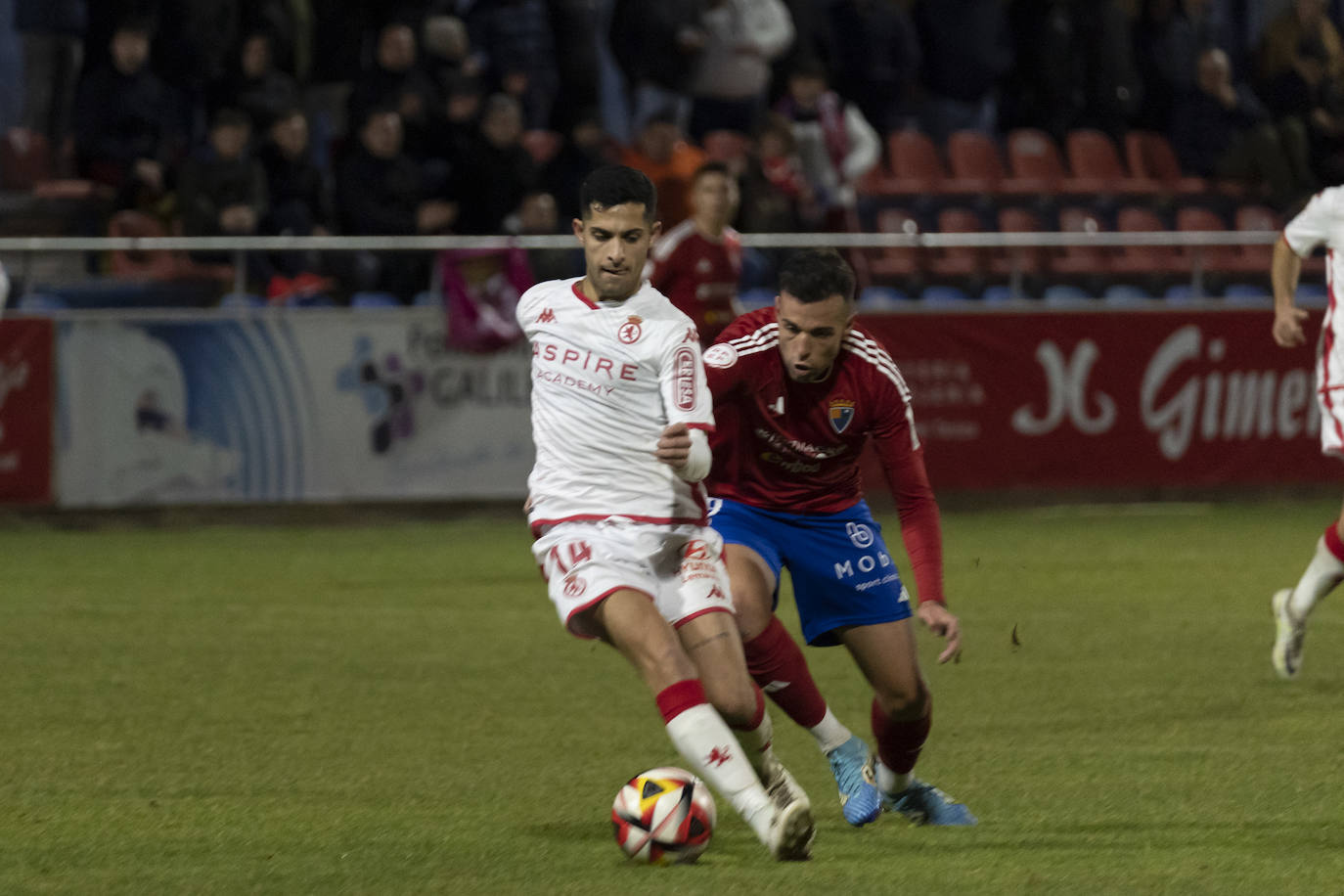 CD Teruel contra Cultural Leonesa