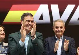 Zapatero junto a Sánchez en un acto en Madrid.