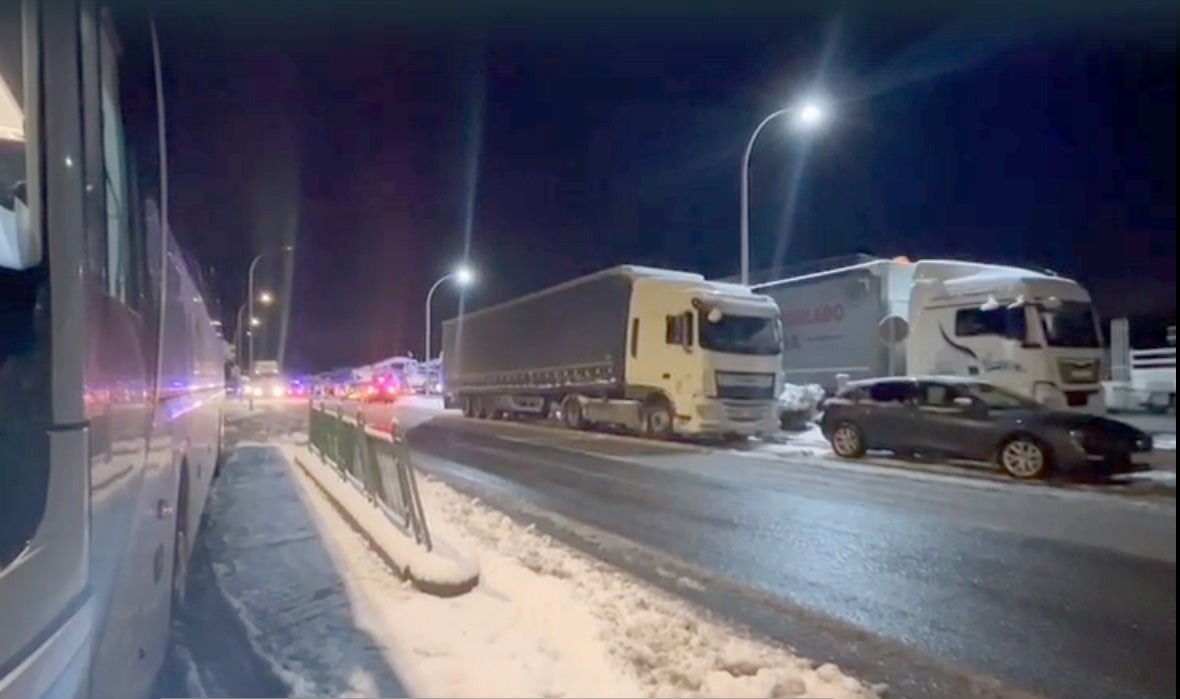 Todas las imágenes de la nevada en Soria que ha obligado a rescatar a 600 personas