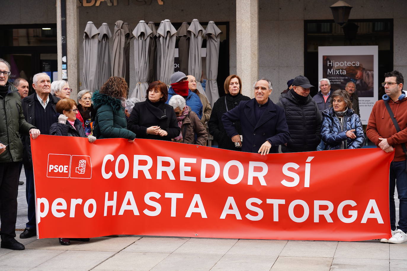 Concentración en Astorga por la reapertura de la ruta ferroviaria Vía de la Plata