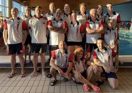 Nadadores del Club Natación León en la competición celebrada el pasado fin de semana.