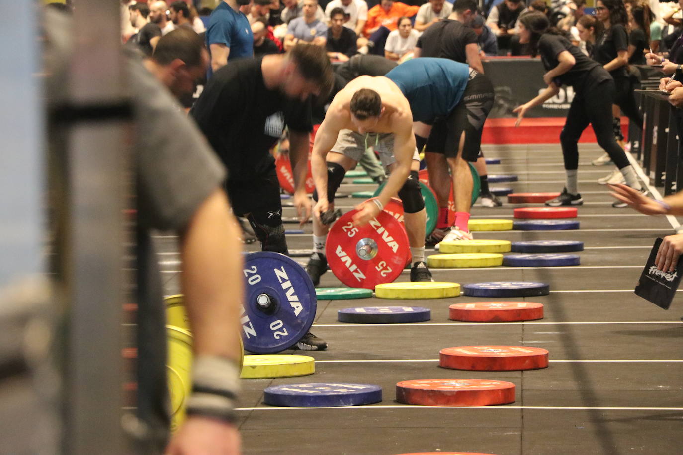 León disfruta del crossfit en el Palacio de Exposiciones