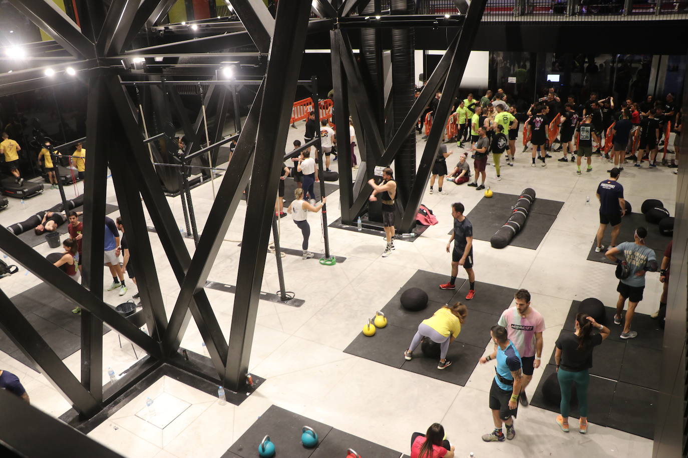 León disfruta del crossfit en el Palacio de Exposiciones