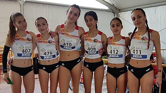 Las atletas leonesas brillan en el Campeonato de España de campo a través
