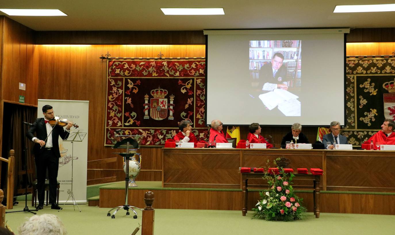 Graduación de Derecho en la Universidad de León