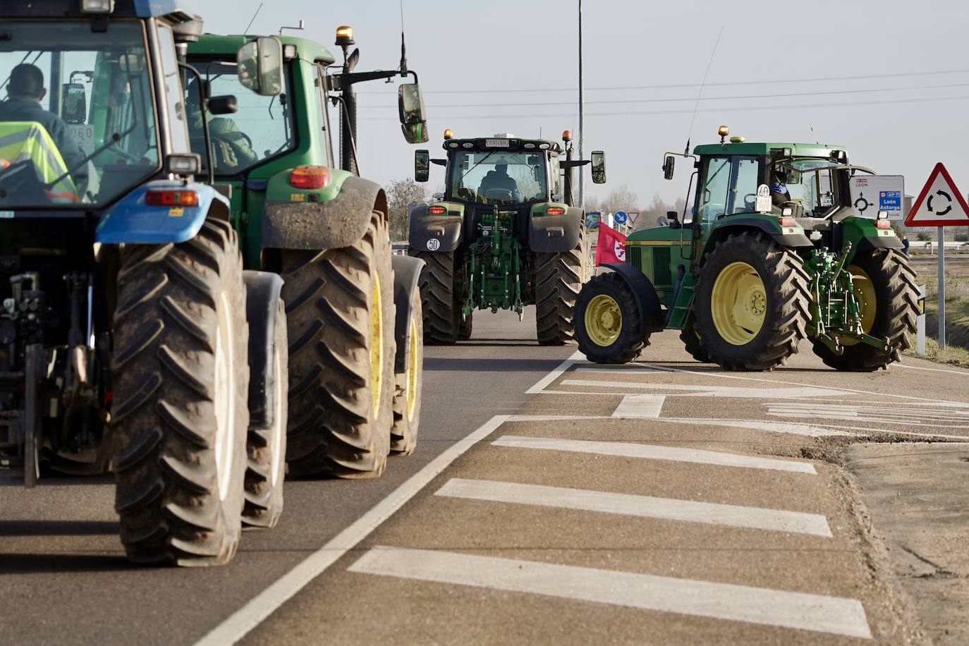 Tractorada por las carreteras de León