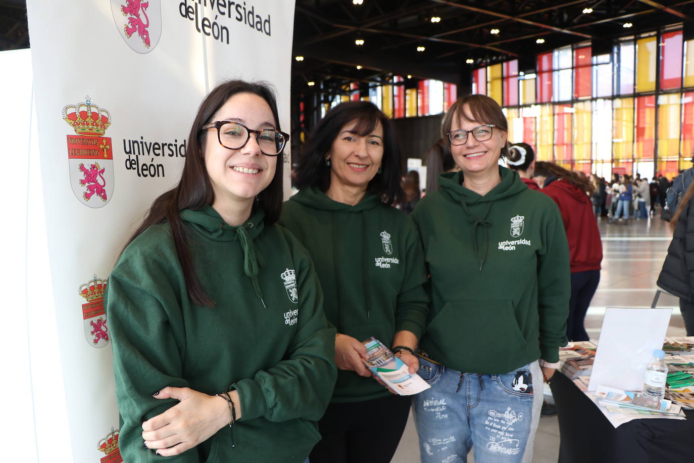 Universidad de León en la feria Unitour en el Palacio de Exposiciones de León.