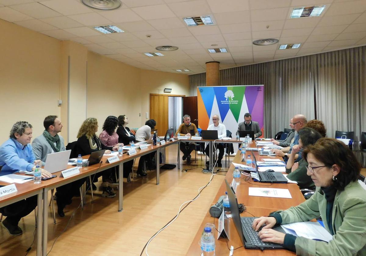 Imagen de la reunión mantenida en Jaca.