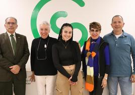 Estanislao, María, Rita, Teresa y Enrique, cinco vidas que han superado el cáncer en León.