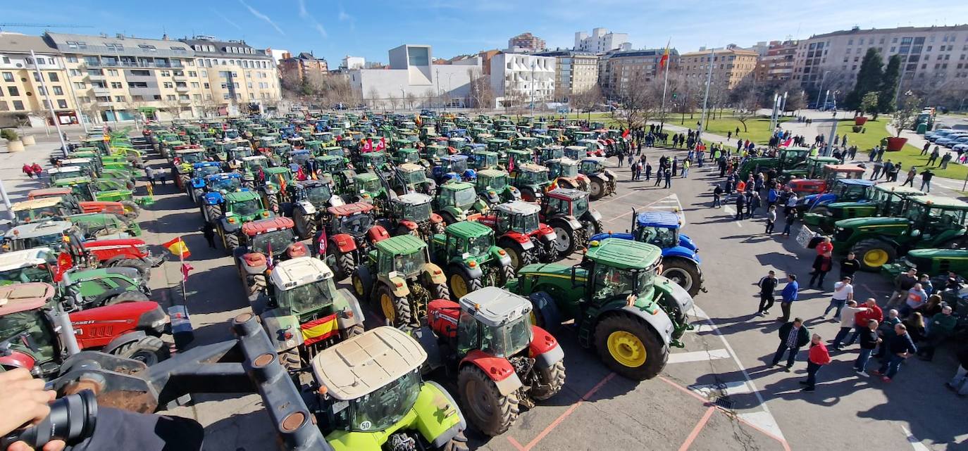 Las imágenes de la tractorada en León