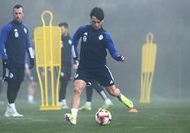Yeray Cabanzón, en un entrenamiento con la Deportiva.