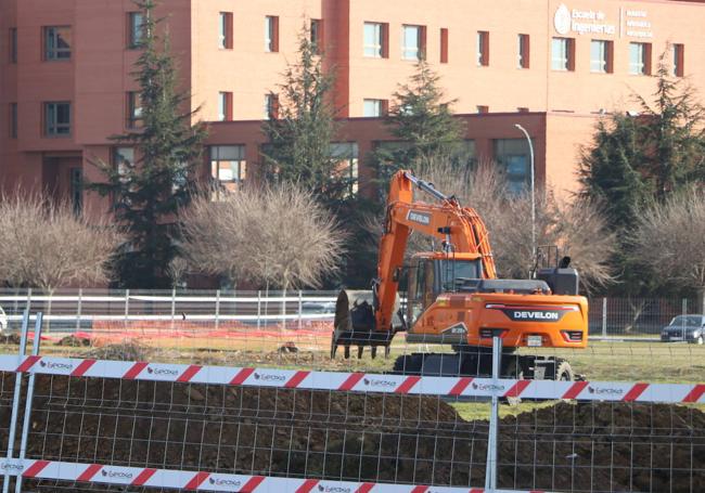 Inicio de las obras en el campus de Vegazana.