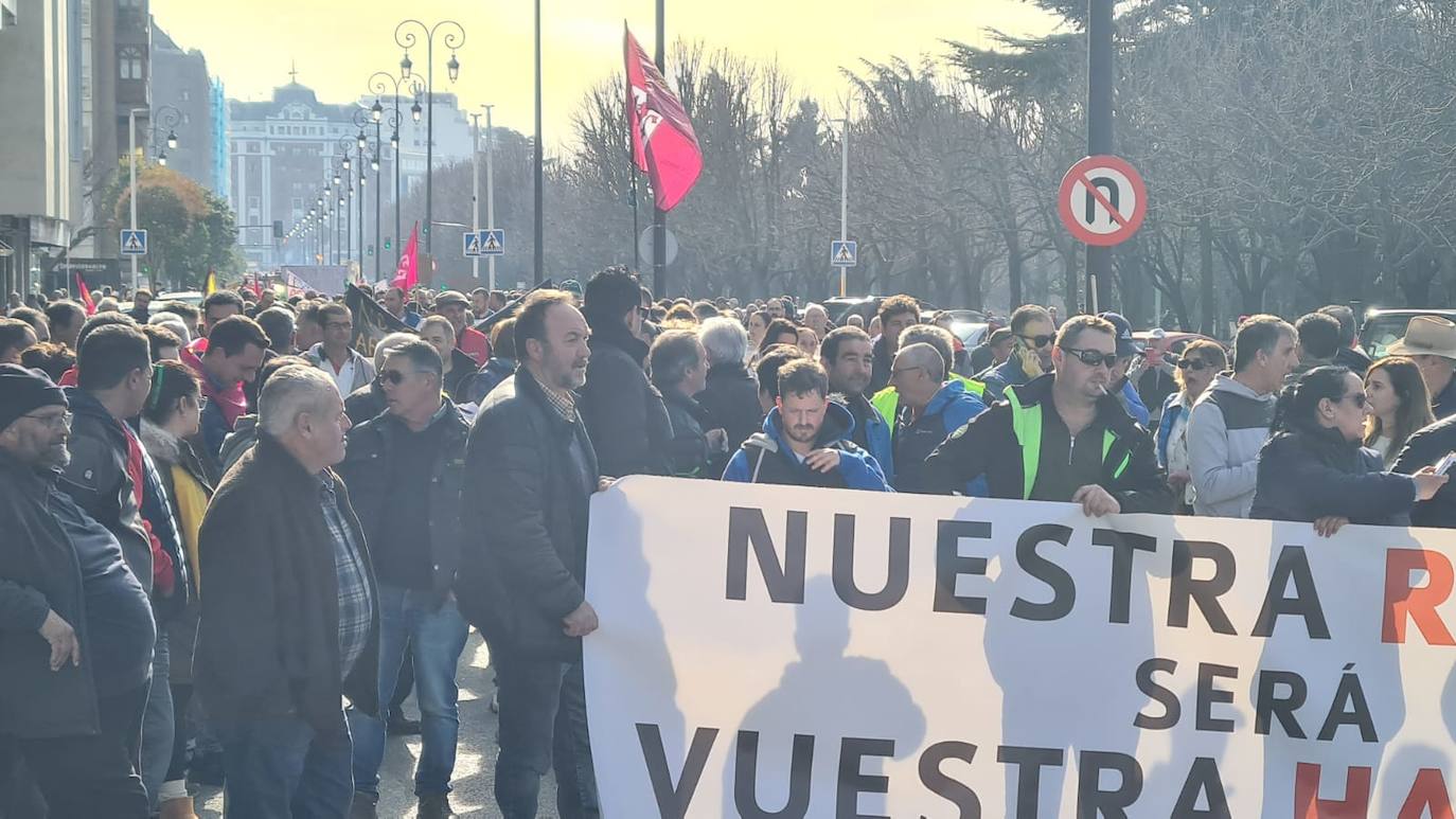 &#039;Tractorada&#039; del sector agrario en León