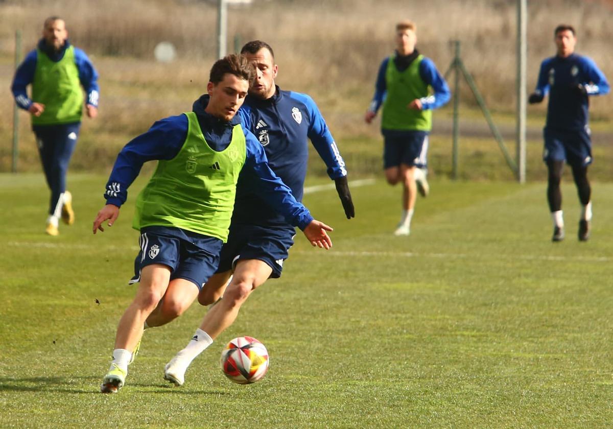 Imagen de una de las sesiones preparativas de la Ponferradina.