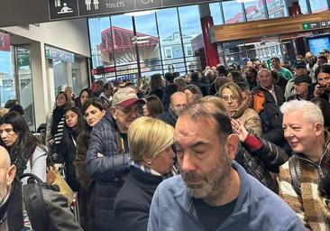 Las averías del Alvia generan el caos en la estación de León