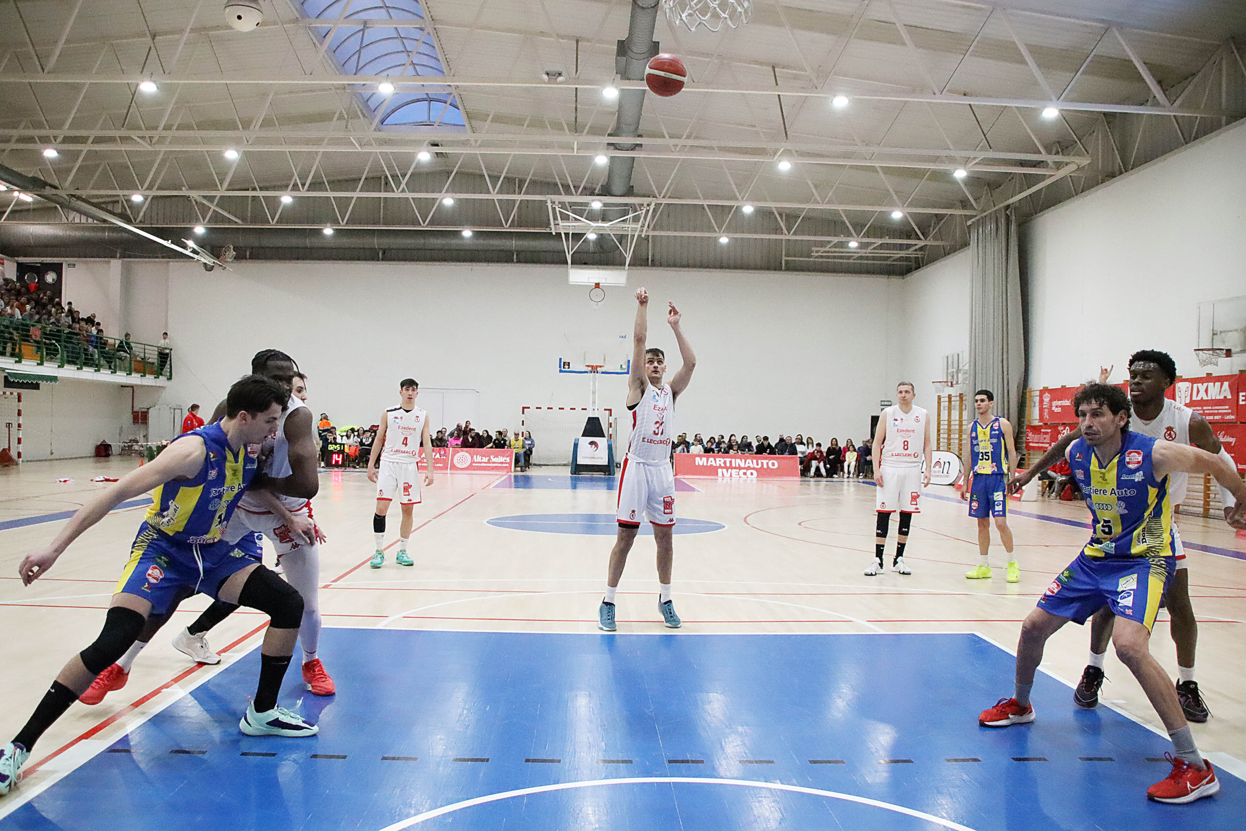 Todas las imágenes del Cultural de Baloncesto - Gijón Basket