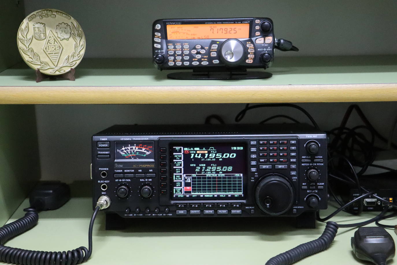 Los radioaficionados de León