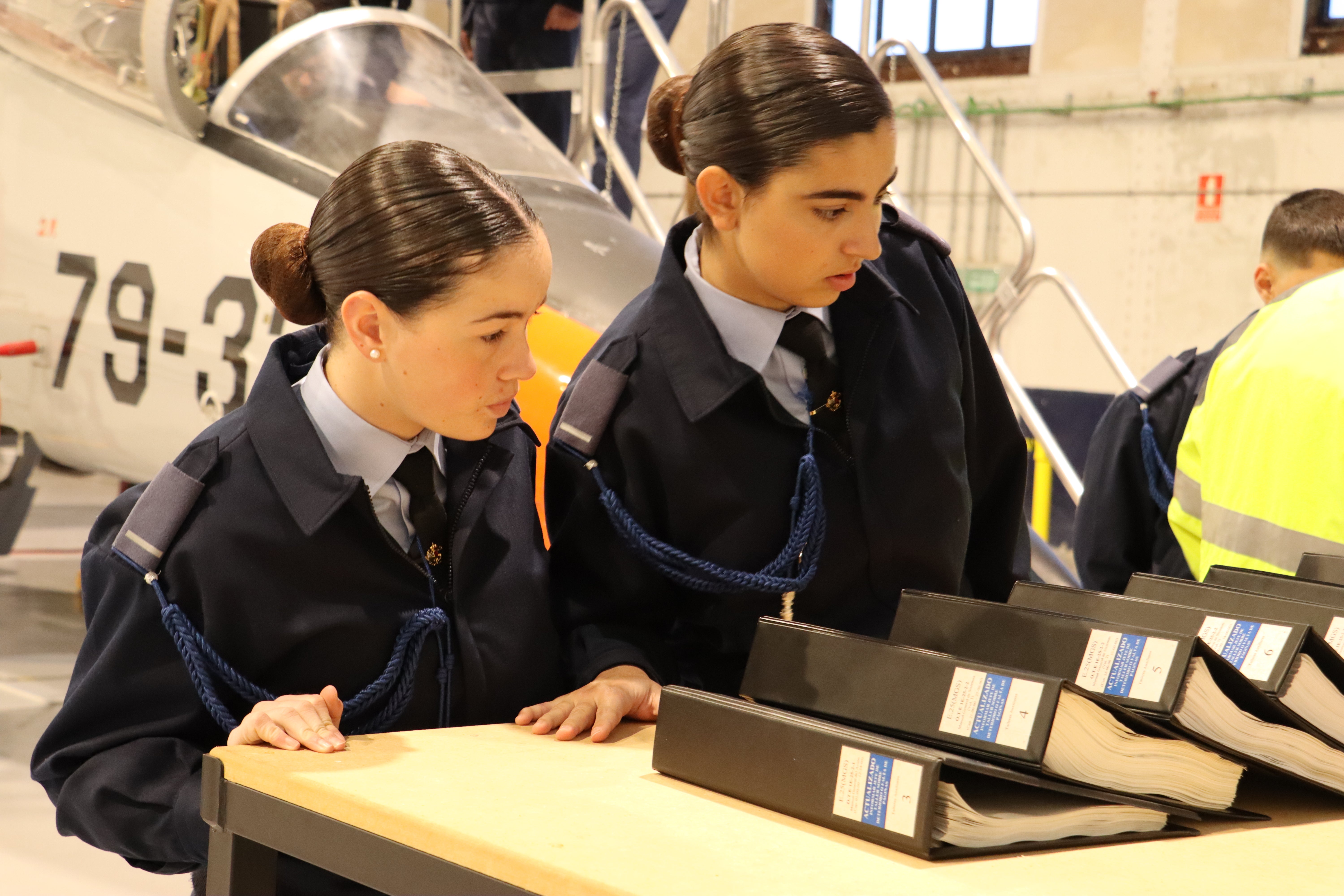 Un día en la Academia Básica del Aire en León