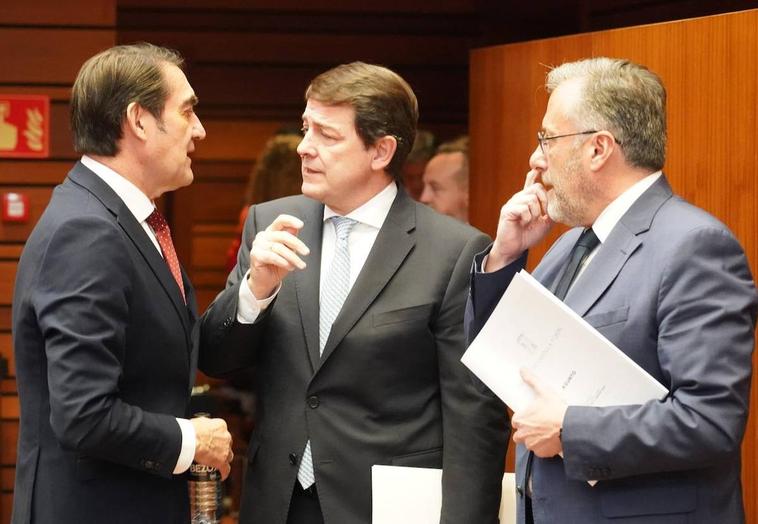 PSOE, PP y Vox se acusan mutuamente de corrupción en una moción para avanzar en regeneración