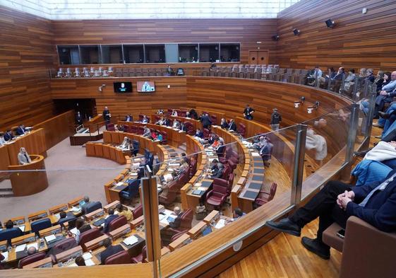 Las Cortes de Castilla y León durante un pleno.