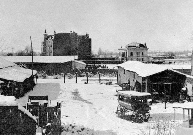 Avenida Roma. 1924. Al fondo Casa de los Picos.