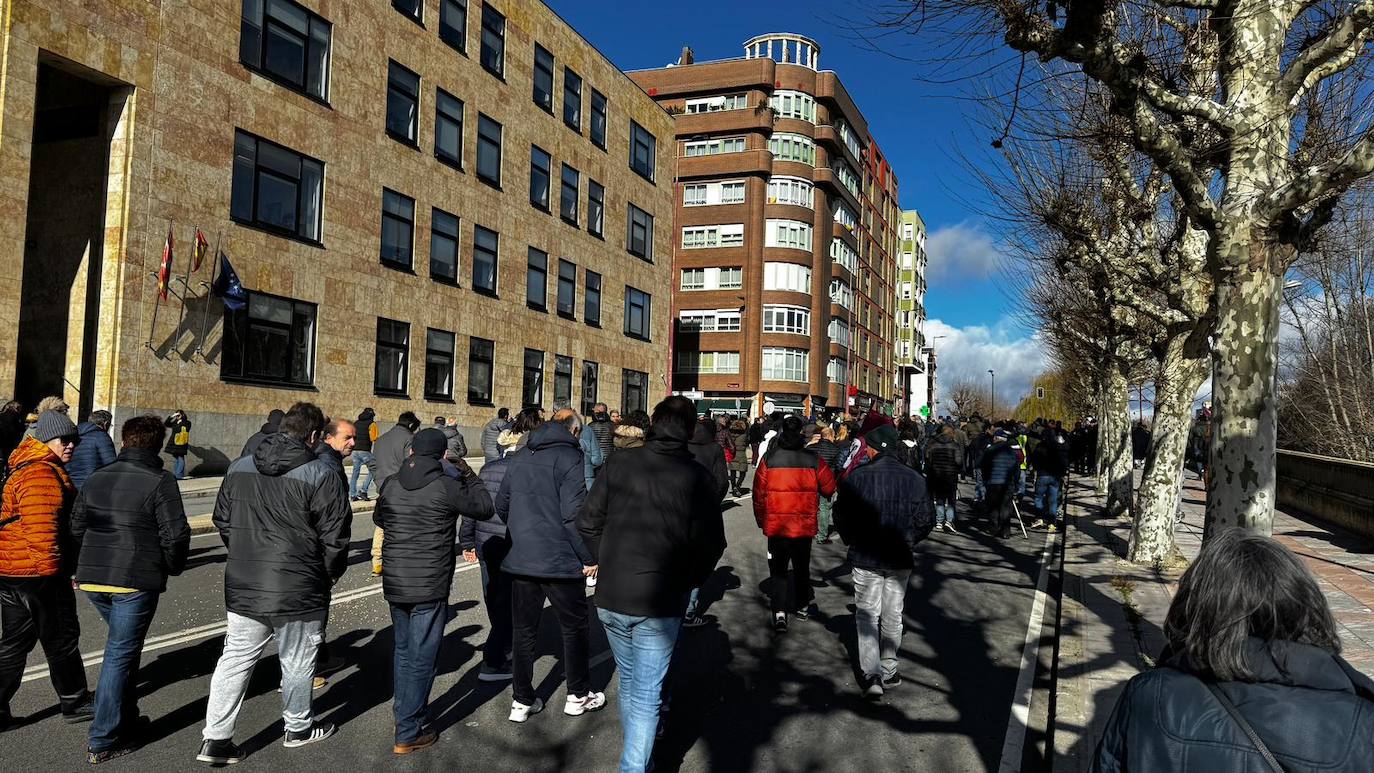 Revive la tractorada de las Opas desde dentro