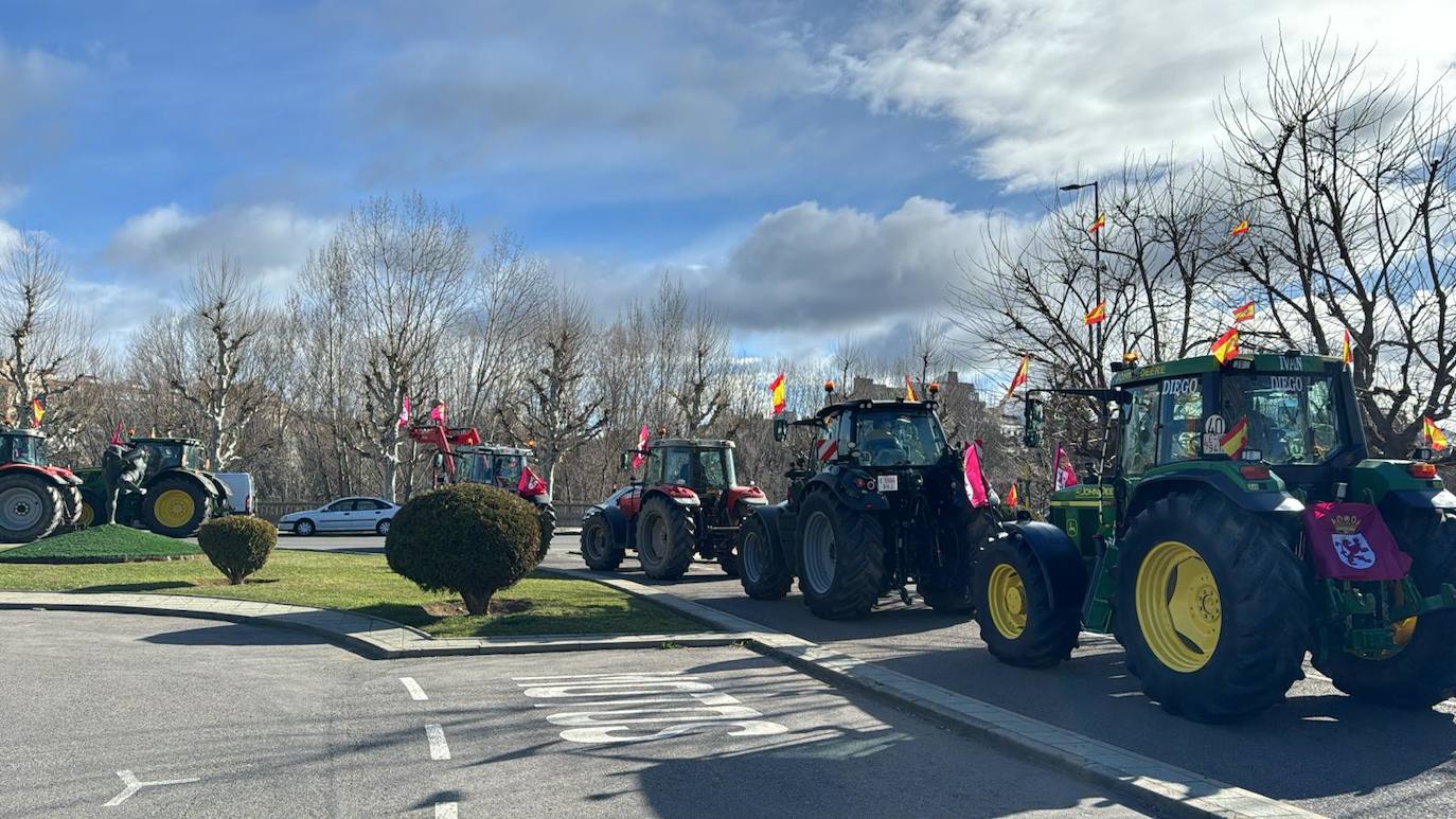 Revive la tractorada de las Opas desde dentro