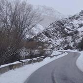 La nieve obliga al uso de cadenas en nueve carreteras de la provincia