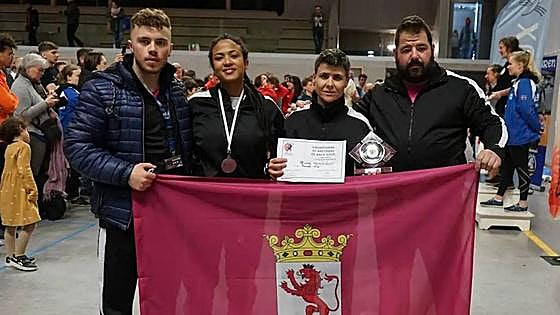 La lucha leonesa mostrará sus virtudes en Bretaña