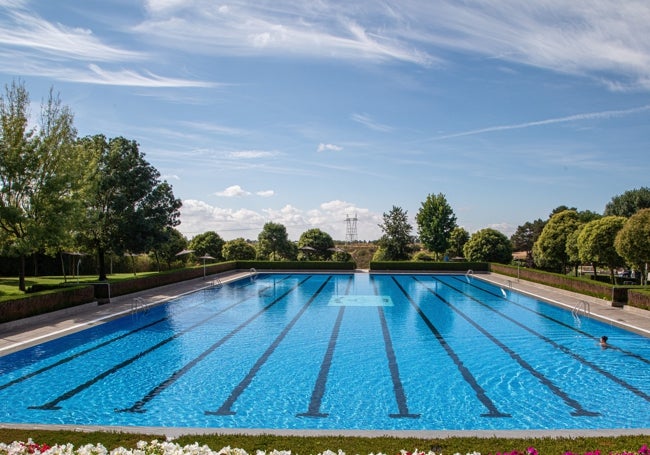 Una de las piscinas del Real Aero Club