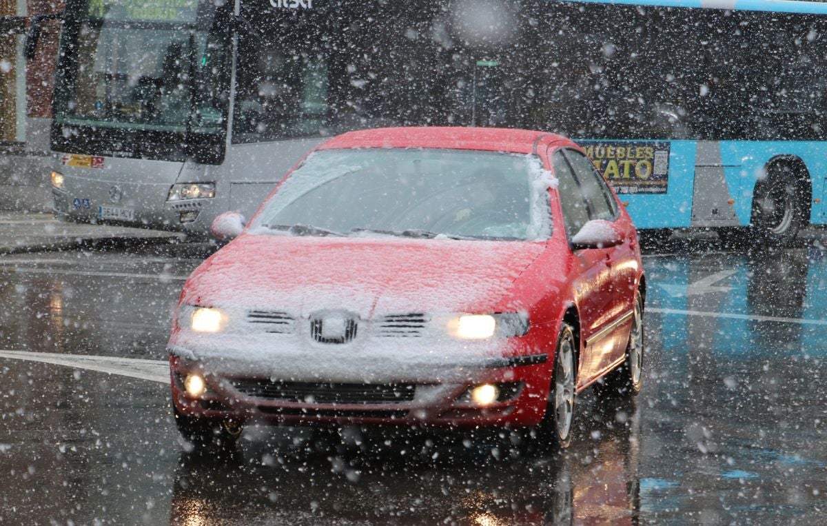 Nieve en la ciudad de León