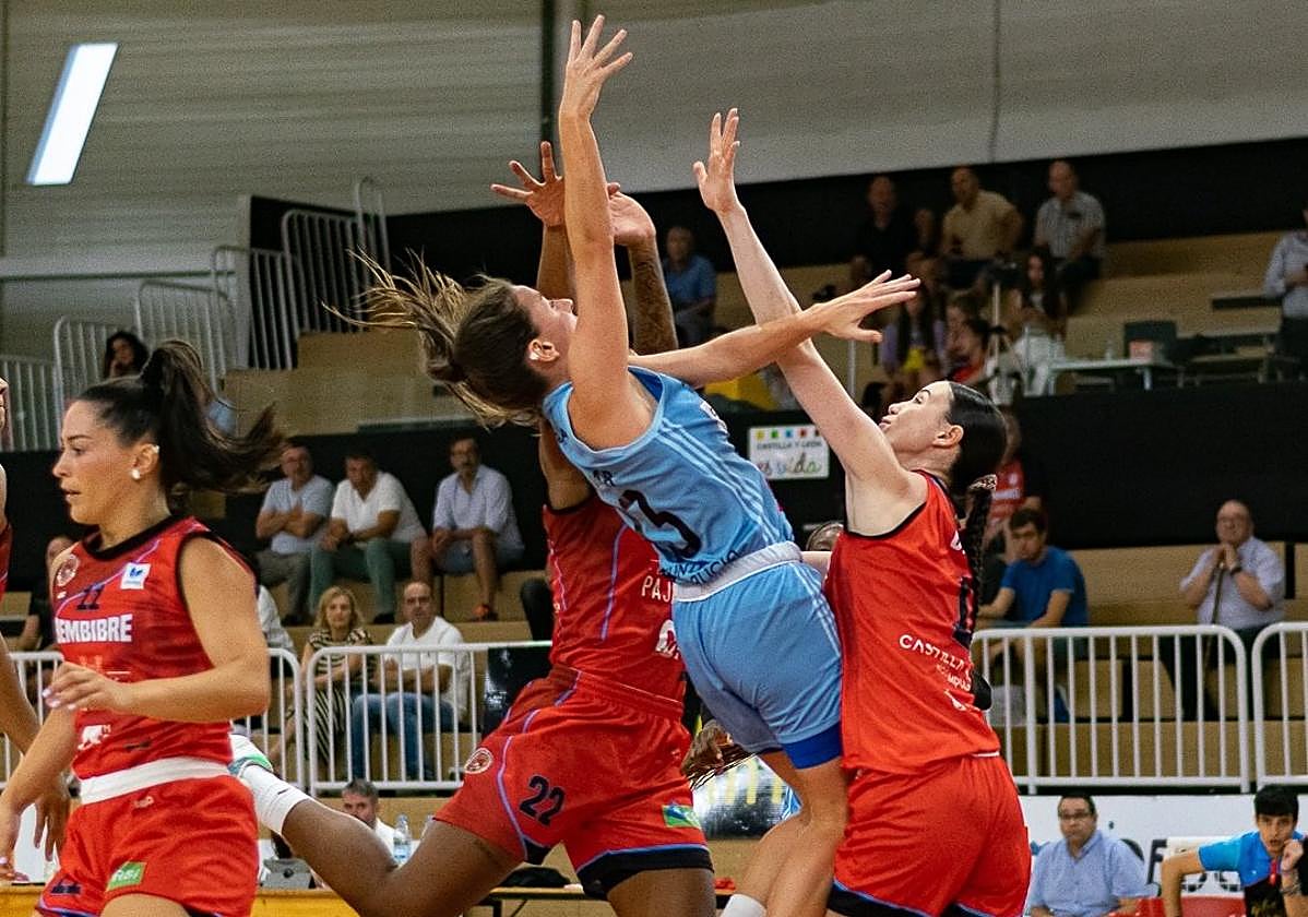 Un partido del Club Baloncesto Bembibre.